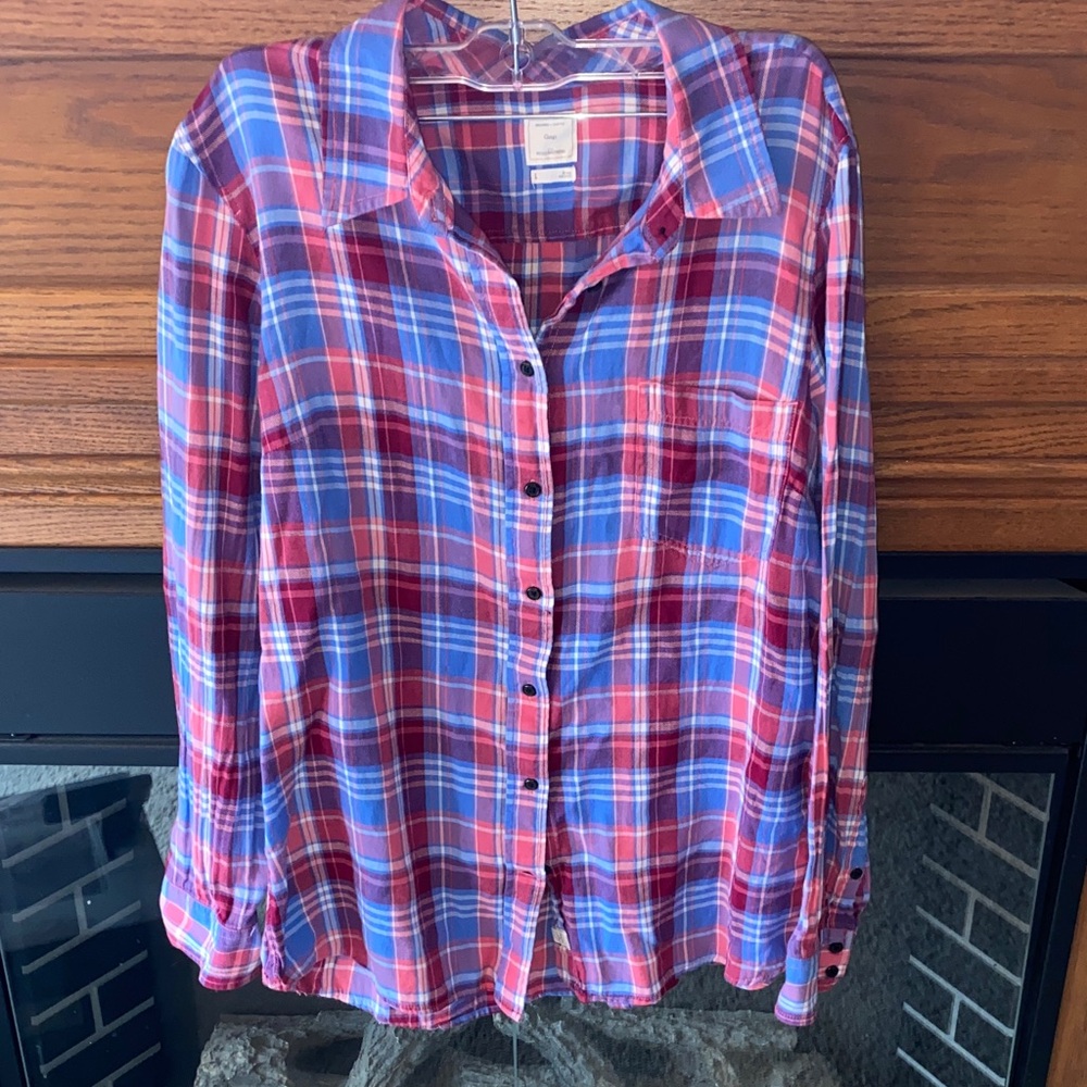 GAP Red and Blue Plaid Shirt